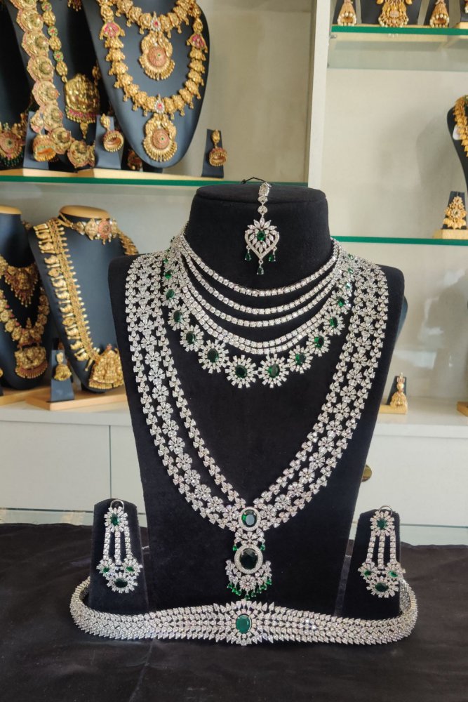 Premium Stone Bridal Set
