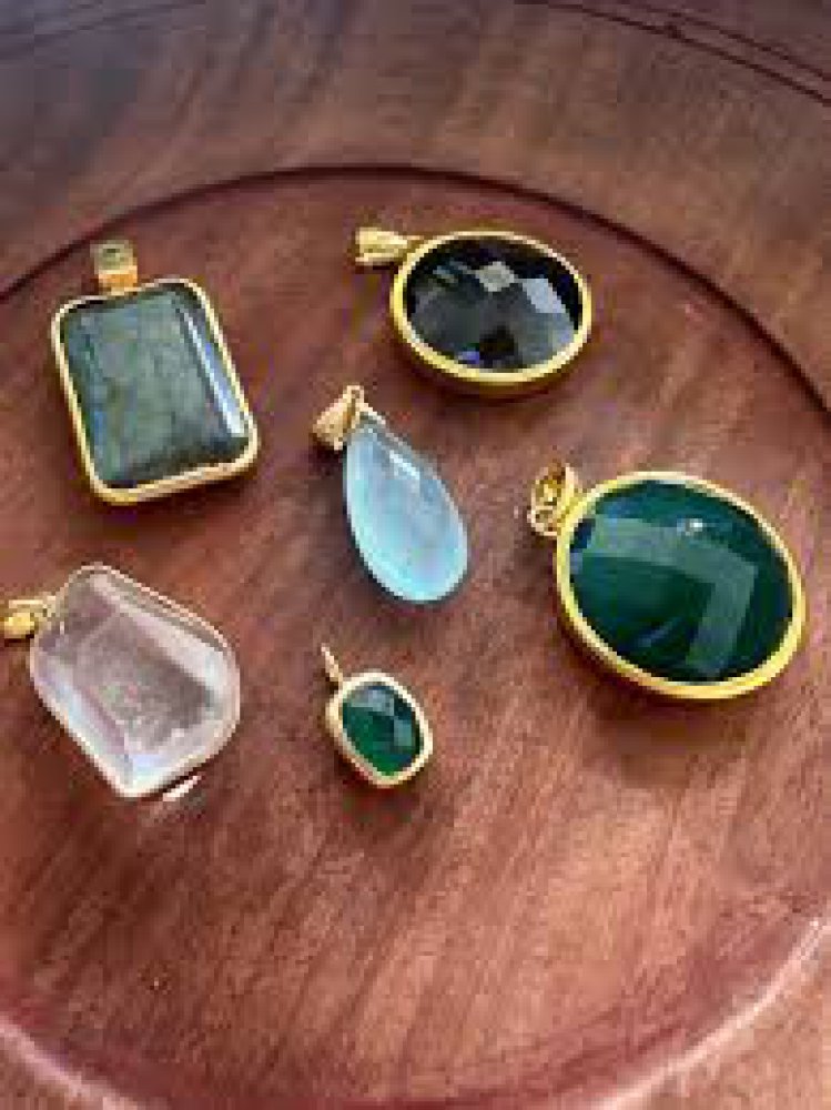 Stone Pendant Necklace