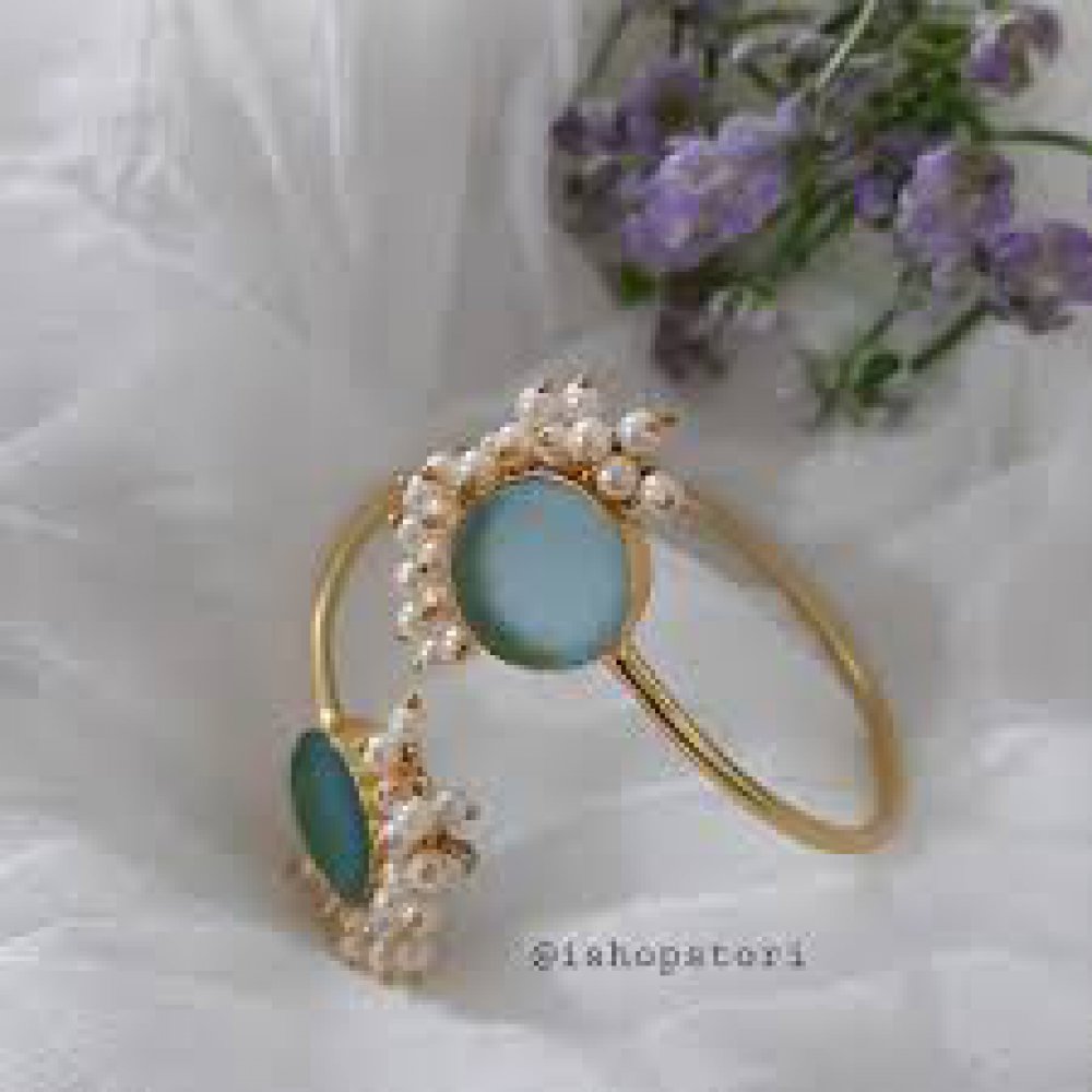Pearl Stone Bracelet